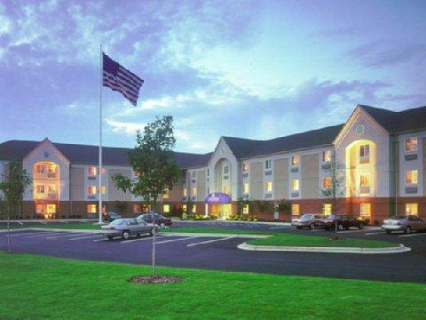 Sonesta Simply Pittsburgh Airport Hotel